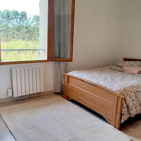 Maison Provencale Au Milieu Des Champs Holiday home *