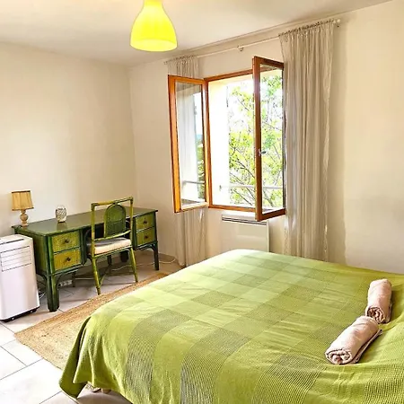 Maison Provencale Au Milieu Des Champs Robion en Luberon
