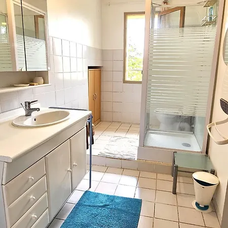 Maison Provencale Au Milieu Des Champs Holiday home *