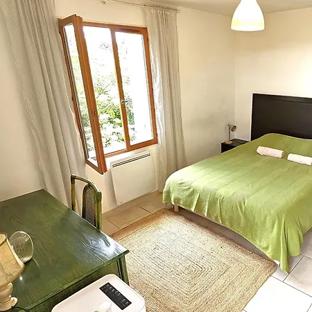 Maison Provencale Au Milieu Des Champs Robion en Luberon